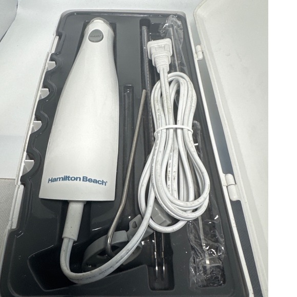 Hamilton Beach Other - Hamilton Beach Electric Carving Knife Set with Storage Case White 74250R